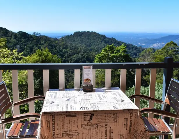 Top 15+ Quán Cafe View Đẹp "gần Bạn" Nhất: Khám Phá Ngay!