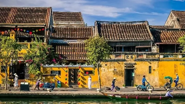 Khám Phá Vẻ Đẹp Phố Cổ Hội An: Kinh Nghiệm Du Lịch Toàn Diện Từ A-z