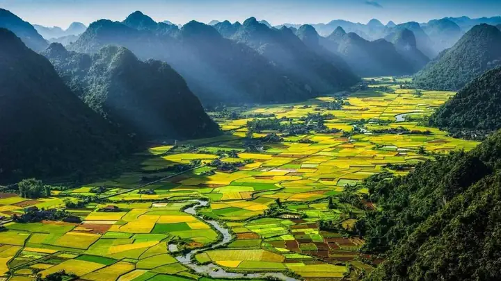 Top 15 Cảnh Đẹp Thiên Nhiên Việt Nam Hùng Vĩ Và Tuyệt Mỹ Nên Ghé Thăm