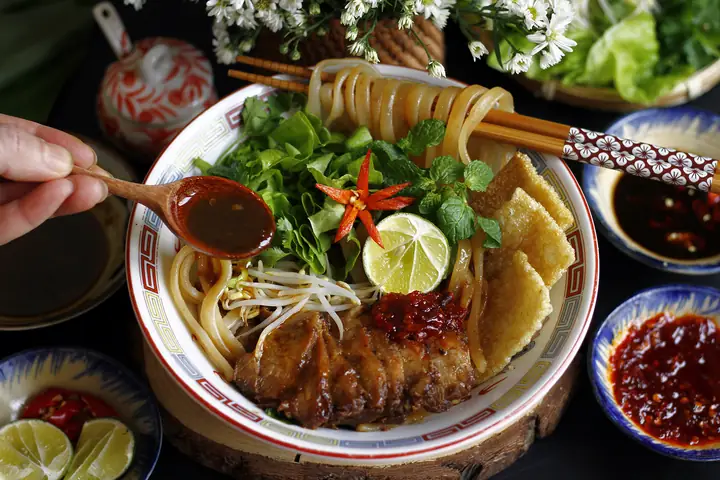 Cao Lầu Hội An Là Gì? Giải Mã Món Đặc Sản Nức Tiếng Phố Cổ Cao Lầu Hội An Là Gì? Giải Mã Món Đặc Sản Nức Tiếng Phố Cổ