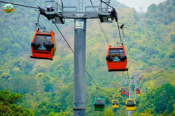 Cáp Treo Núi Cấm An Giang: Giá Vé, Giờ Mở Cửa & Kinh Nghiệm Chi Tiết Cáp Treo Núi Cấm An Giang: Giá Vé, Giờ Mở Cửa & Kinh Nghiệm Chi Tiết