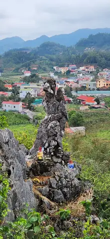 Sự Tích Nàng Tô Thị: Chuyện Tình Chung Thủy Hóa Đá Và Ý Nghĩa Câu Chuyện Sự Tích Nàng Tô Thị: Chuyện Tình Chung Thủy Hóa Đá Và Ý Nghĩa Câu Chuyện