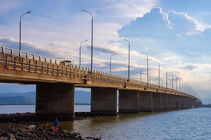 Cầu Nhơn Hội: Thông Tin Chi Tiết Về Cây Cầu Vượt Biển Dài Nhất Đông Nam Á