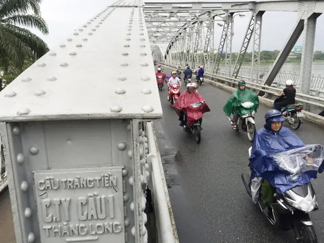 Cầu Trường Tiền Hay Cầu Tràng Tiền: Nguồn Gốc Tên Gọi Và Lịch Sử Di Tích Huế Cầu Trường Tiền Hay Cầu Tràng Tiền: Nguồn Gốc Tên Gọi Và Lịch Sử Di Tích Huế