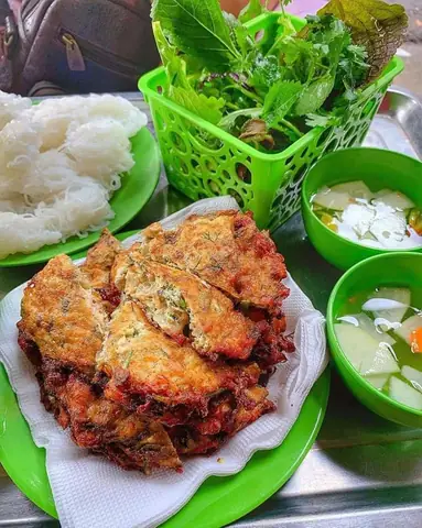 Chả Rươi Tiếng Anh Là Gì? Khám Phá Tên Gọi & Ý Nghĩa Món Ăn Việt
