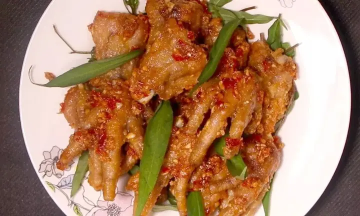Chân Gà Quái Thú Sài Gòn: Khám Phá Món Ăn Nổi Tiếng & Cách Làm Tại Nhà