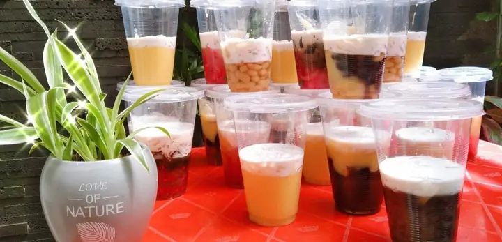 Chè Ba Màu Nguyễn Phi Khanh: Khám Phá Quán Chè "chảnh" Nổi Tiếng Sài Gòn