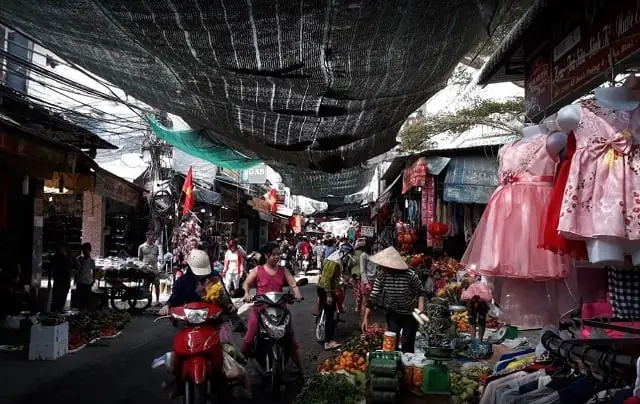 Chợ Dĩ An 1 Bình Dương: Thông Tin Cần Biết Về Địa Điểm, Sản Phẩm Và Kinh Nghiệm Mua Sắm