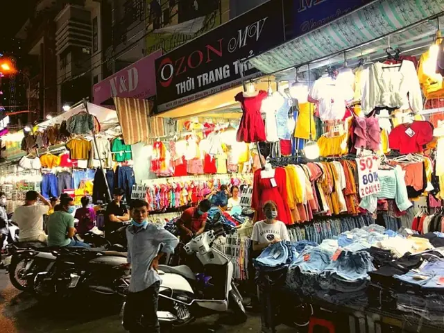 Chợ Hạnh Thông Tây Có Bán Ban Ngày Không? Thời Gian Mở Cửa Và Mặt Hàng Chợ Hạnh Thông Tây Có Bán Ban Ngày Không? Thời Gian Mở Cửa Và Mặt Hàng