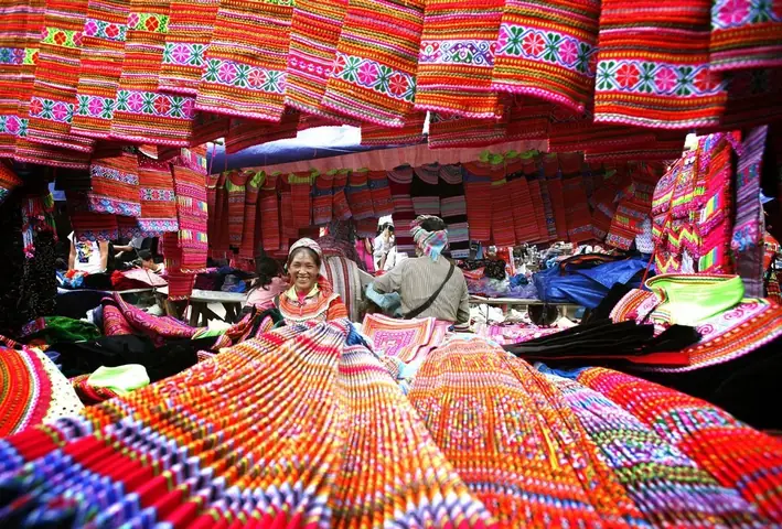 Chợ Phiên Đồng Văn Hà Giang: Khám Phá Nét Văn Hóa Độc Đáo Và Những Điều Cần Biết 94 Chợ Phiên Đồng Văn Hà Giang: Khám Phá Nét Văn Hóa Độc Đáo Và Những Điều Cần Biết