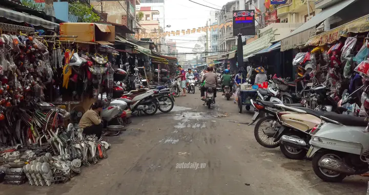 Chợ Phụ Tùng Xe Máy Sài Gòn: Kinh Nghiệm Mua Hàng & Địa Chỉ Uy Tín Tân Thành Chợ Phụ Tùng Xe Máy Sài Gòn: Kinh Nghiệm Mua Hàng & Địa Chỉ Uy Tín Tân Thành