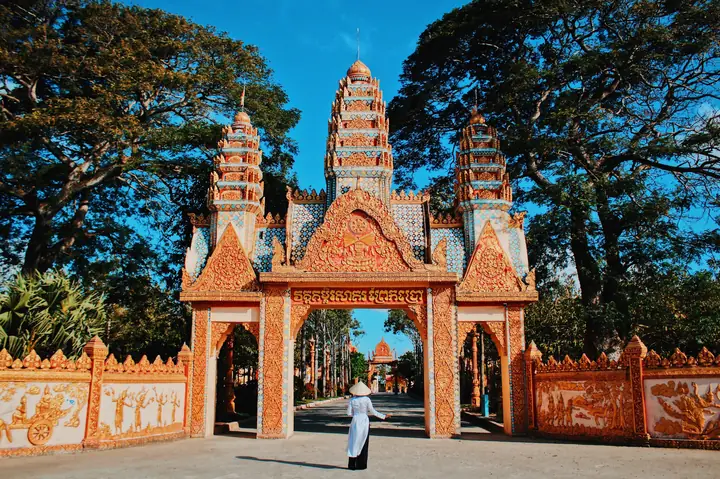 Khám Phá Những Ngôi Chùa Đẹp & Linh Thiêng Nhất Bạc Liêu Khám Phá Những Ngôi Chùa Đẹp & Linh Thiêng Nhất Bạc Liêu