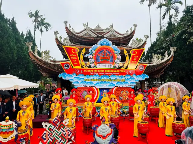 Chùa Hương Gồm Những Chùa Nào: Khám Phá Quần Thể Tâm Linh Độc Đáo Chùa Hương Gồm Những Chùa Nào: Khám Phá Quần Thể Tâm Linh Độc Đáo