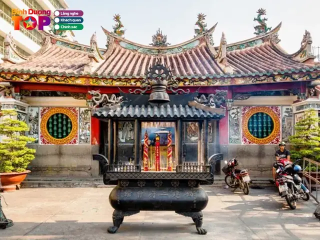 Top 10+ Chùa Linh Thiêng Nhất Bình Dương: Điểm Đến Tâm Linh Cầu An May Mắn