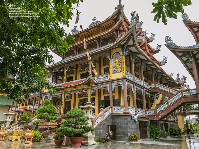 Top 10+ Chùa Linh Thiêng Nhất Bình Dương: Điểm Đến Tâm Linh Cầu An May Mắn