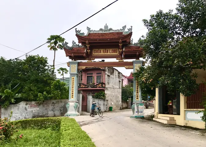 Chùa Hàm Long Bắc Ninh: Giải Mã Bí Ẩn "nhốt Vong, Cắt Trùng" Và Những Điều Linh Thiêng Chùa Hàm Long Bắc Ninh: Giải Mã Bí Ẩn "nhốt Vong, Cắt Trùng" Và Những Điều Linh Thiêng