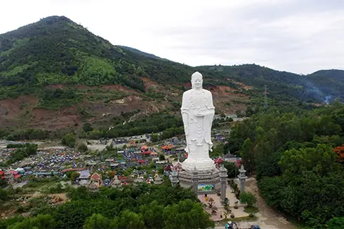 Khám Phá 17+ Chùa Nha Trang Linh Thiêng & Nổi Tiếng Nhất: Lịch Sử, Kiến Trúc & Kinh Nghiệm Ghé Thăm