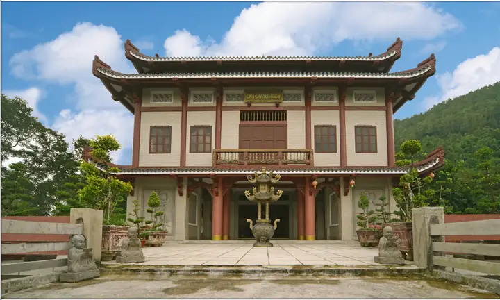 Chùa Phật Linh Bà Rịa Vũng Tàu: Lịch Sử, Kiến Trúc Và Kinh Nghiệm Tham Quan Chùa Phật Linh Bà Rịa Vũng Tàu: Lịch Sử, Kiến Trúc Và Kinh Nghiệm Tham Quan