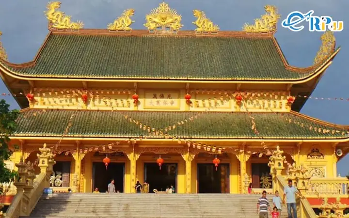 Chùa Phật Quang Bà Rịa Vũng Tàu: Thông Tin Chi Tiết Về Thiền Tôn, Địa Điểm Và Các Vấn Đề Liên Quan 9 Chùa Phật Quang Bà Rịa Vũng Tàu: Thông Tin Chi Tiết Về Thiền Tôn, Địa Điểm Và Các Vấn Đề Liên Quan