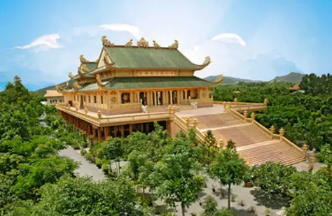 Top Các Ngôi Chùa Linh Thiêng Trên Đường Đi Vũng Tàu: Khám Phá Lộ Trình Hành Hương