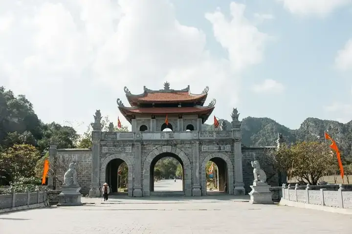 Cố Đô Hoa Lư Ở Tỉnh Nào? Tìm Hiểu Về Kinh Đô Lịch Sử Ninh Bình Cố Đô Hoa Lư Ở Tỉnh Nào? Tìm Hiểu Về Kinh Đô Lịch Sử Ninh Bình