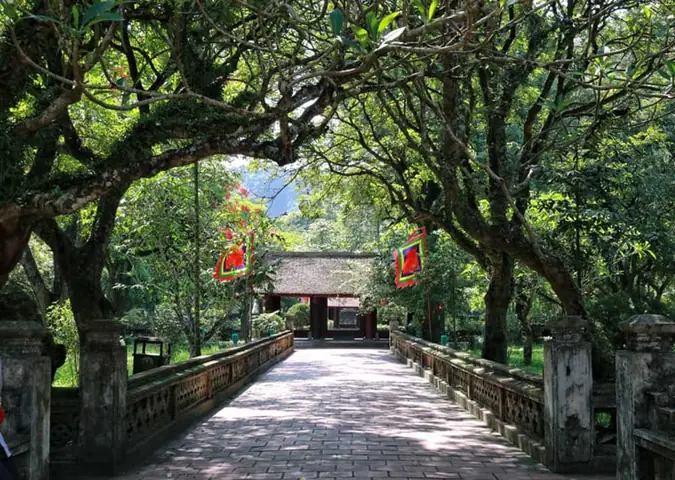 Cố Đô Hoa Lư Ở Tỉnh Nào? Tìm Hiểu Về Kinh Đô Lịch Sử Ninh Bình Cố Đô Hoa Lư Ở Tỉnh Nào? Tìm Hiểu Về Kinh Đô Lịch Sử Ninh Bình