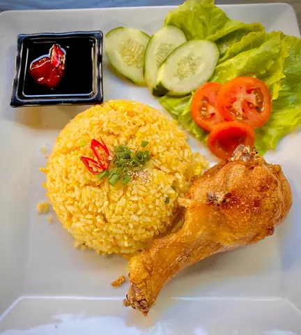 Cơm Gà Xối Mỡ Vân Ngọc: Địa Điểm, Đánh Giá & Cách Đặt Món Ngon Cơm Gà Xối Mỡ Vân Ngọc: Địa Điểm, Đánh Giá & Cách Đặt Món Ngon