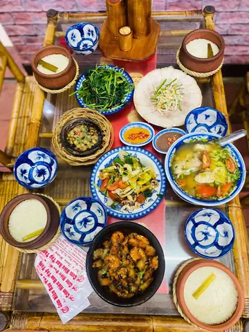 Top 15 Quán Cơm Niêu Ngon Nhất Vũng Tàu: Trải Nghiệm Ẩm Thực Khó Cưỡng Top 15 Quán Cơm Niêu Ngon Nhất Vũng Tàu: Trải Nghiệm Ẩm Thực Khó Cưỡng