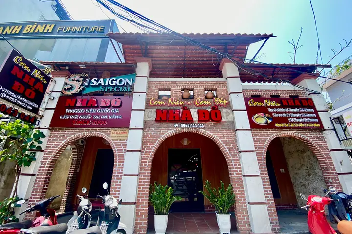 Cơm Niêu Nhà Đỏ Nha Trang: Địa Chỉ, Món Ngon Và Kinh Nghiệm Khám Phá
