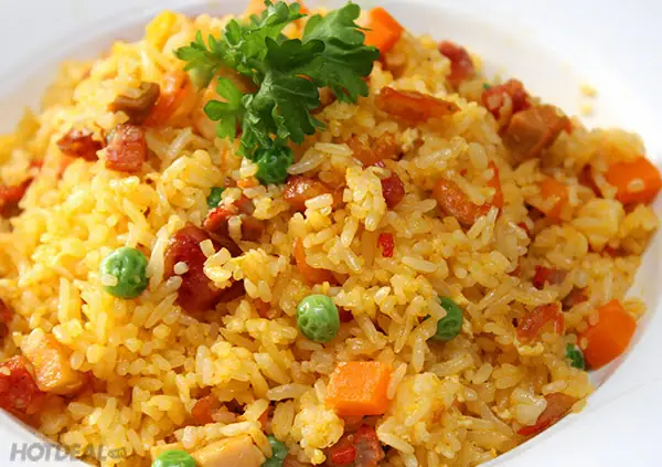 Top Quán Cơm Rang Thập Cẩm Ngon Nức Tiếng Hà Nội: Địa Chỉ & Review Chi Tiết Top Quán Cơm Rang Thập Cẩm Ngon Nức Tiếng Hà Nội: Địa Chỉ & Review Chi Tiết