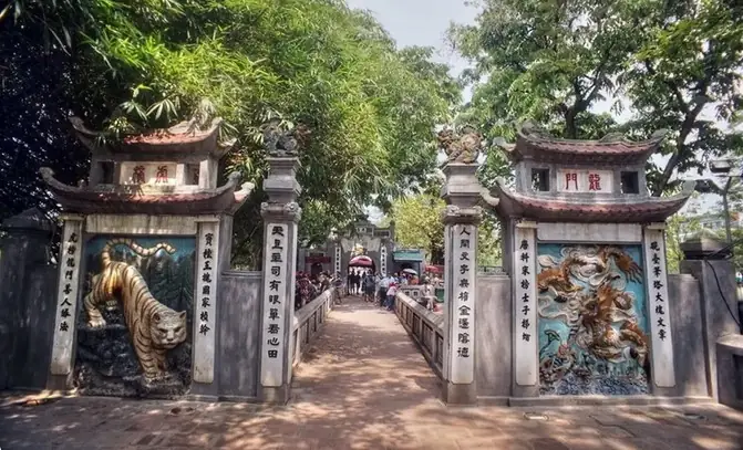 Cổng Nghi Môn Đền Ngọc Sơn: Kiến Trúc, Lịch Sử Và Ý Nghĩa