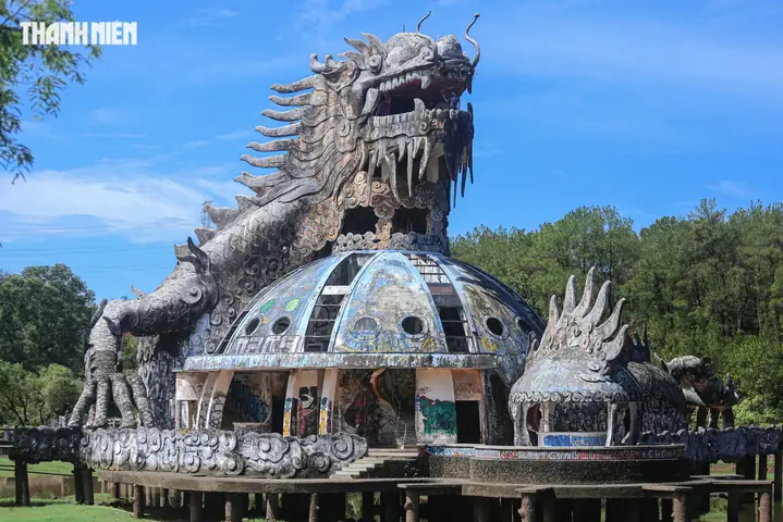 Hồ Thủy Tiên Huế: Khám Phá Công Viên Nước Ma Mị Và Sự Hồi Sinh Ngoạn Mục