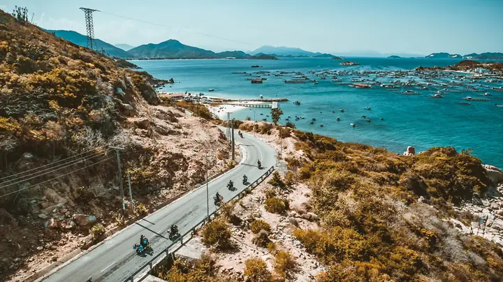 Khám Phá Tuyệt Tác Ven Biển Ninh Thuận: Top Cung Đường Đẹp Nhất & Kinh Nghiệm Du Lịch