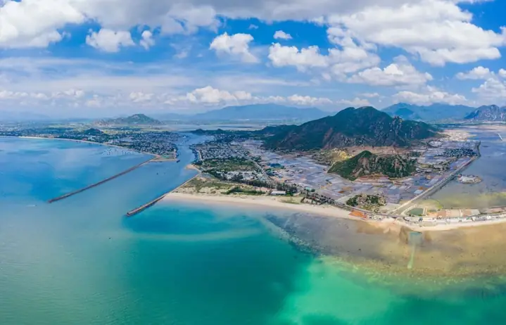 Khám Phá Tuyệt Tác Ven Biển Ninh Thuận: Top Cung Đường Đẹp Nhất & Kinh Nghiệm Du Lịch