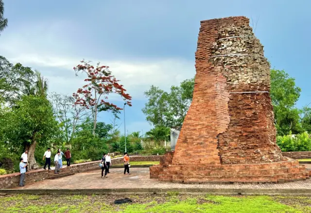 Khám Phá Di Sản Văn Hóa Cà Mau: Di Tích, Nghề Truyền Thống Và Du Lịch