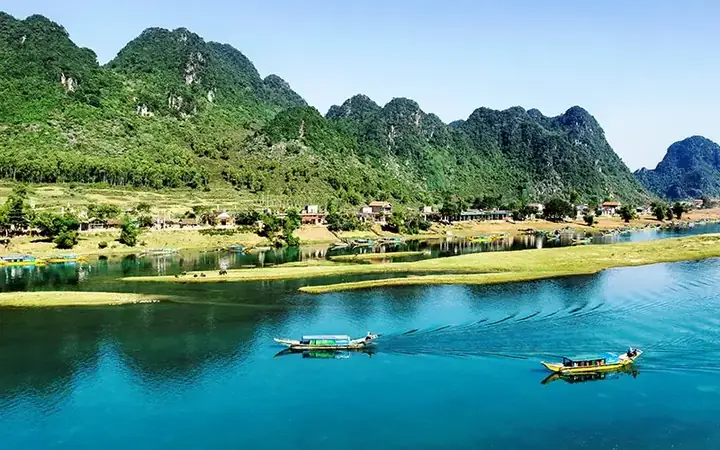 Top 25+ Địa Điểm Du Lịch Quảng Bình Nổi Tiếng Nhất: Khám Phá "vương Quốc Hang Động" Top 25+ Địa Điểm Du Lịch Quảng Bình Nổi Tiếng Nhất: Khám Phá "vương Quốc Hang Động"