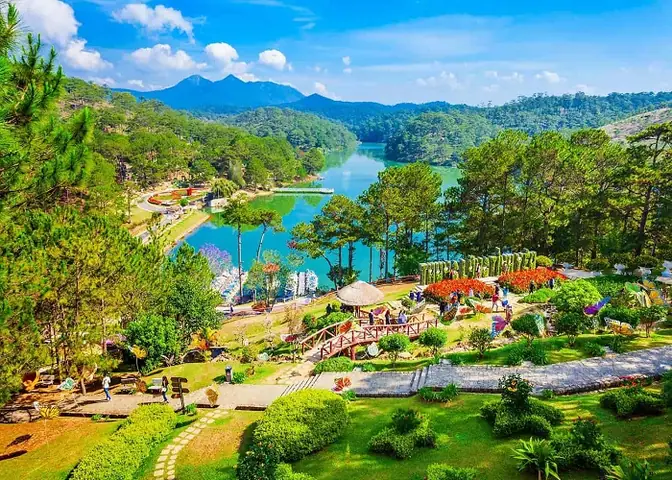 Du Lịch Bảo Lộc & Đà Lạt: Cẩm Nang Toàn Diện Từ A-z Cho Lịch Trình Siêu Hấp Dẫn Du Lịch Bảo Lộc & Đà Lạt: Cẩm Nang Toàn Diện Từ A-z Cho Lịch Trình Siêu Hấp Dẫn