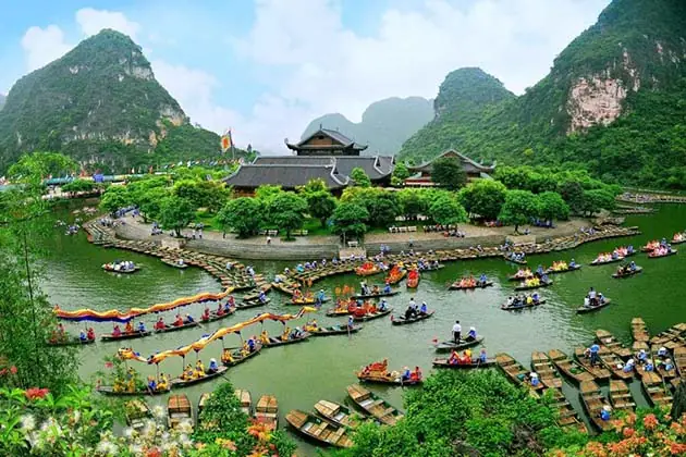 Kinh Nghiệm Khám Phá Chùa Bái Đính Tràng An Trong 1 Ngày Trọn Vẹn Kinh Nghiệm Khám Phá Chùa Bái Đính Tràng An Trong 1 Ngày Trọn Vẹn