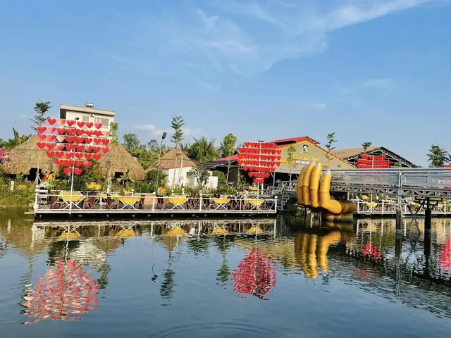 Kinh Nghiệm Du Lịch Đồng Tháp Tự Túc: Ăn Gì, Chơi Gì, Đi Lại Như Thế Nào?