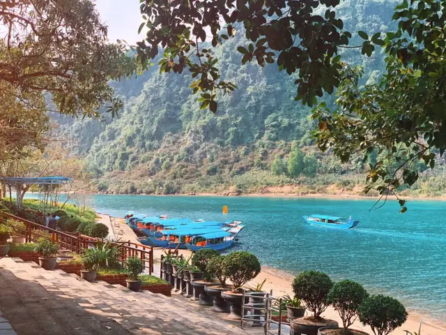 Du Lịch Quảng Bình Mùa Nào Đẹp Nhất? Hướng Dẫn Chọn Thời Điểm Lý Tưởng Du Lịch Quảng Bình Mùa Nào Đẹp Nhất? Hướng Dẫn Chọn Thời Điểm Lý Tưởng