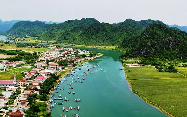 Sông Son Quảng Bình: Khám Phá Vẻ Đẹp Thơ Mộng Và Trải Nghiệm Du Lịch Hấp Dẫn
