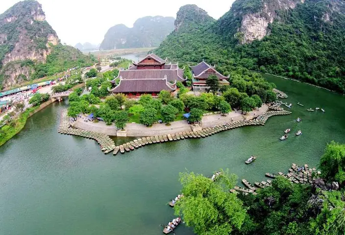 Du Lịch Tràng An 1 Ngày: Kinh Nghiệm, Lịch Trình & Giá Vé Chi Tiết