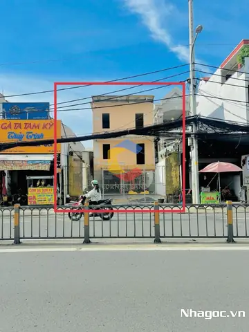 Gà Ta Tam Kỳ Quận 4: Quán Ngon, Địa Chỉ & Review Chi Tiết