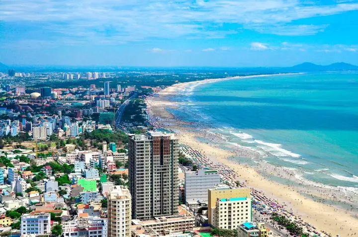 Giới Thiệu Bãi Biển Vũng Tàu: Kinh Nghiệm, Địa Điểm & Cẩm Nang Toàn Diện