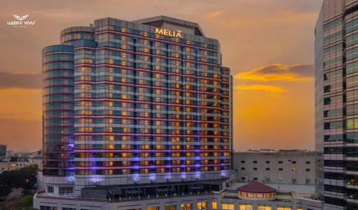 Melia Hà Nội: Đánh Giá Chi Tiết Vị Trí, Phòng, Tiện Ích & Dịch Vụ Cao Cấp