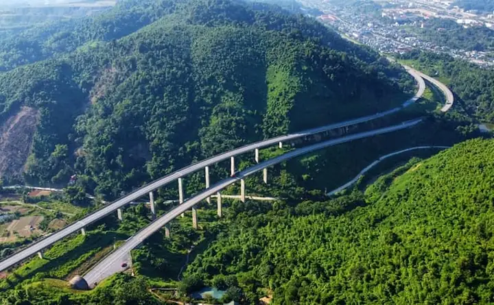 Hà Nội Đi Lào Cai Bao Nhiêu Km: Khoảng Cách, Lộ Trình Và Thời Gian Chi Tiết Hà Nội Đi Lào Cai Bao Nhiêu Km: Khoảng Cách, Lộ Trình Và Thời Gian Chi Tiết