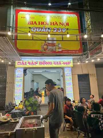 Top Quán Hải Sản Bình Dân Ngon & Giá Rẻ Nhất Hà Nội Top Quán Hải Sản Bình Dân Ngon & Giá Rẻ Nhất Hà Nội