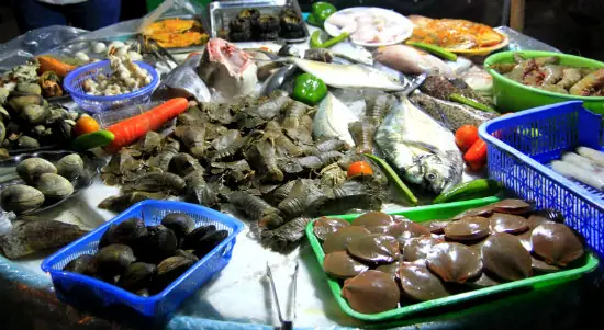 Hải Sản Bình Nguyên Côn Đảo: Quán Ngon, Giá Cả & Kinh Nghiệm Ăn Uống