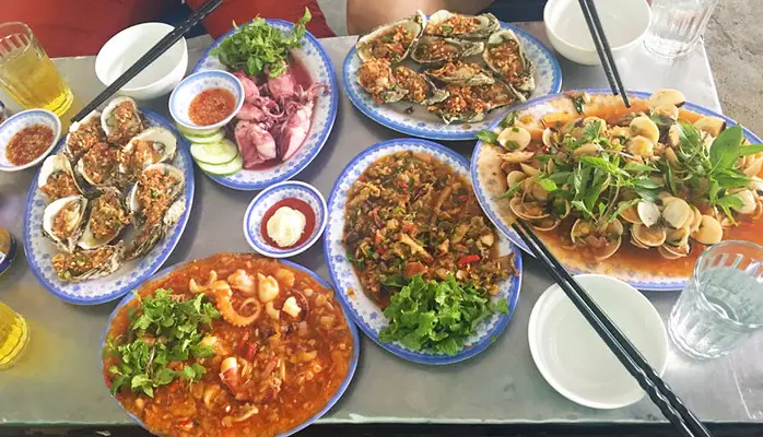 Quán Hải Sản Năm Đảnh Đà Nẵng: Review Chi Tiết Địa Chỉ, Menu & Giá Cả Bình Dân Quán Hải Sản Năm Đảnh Đà Nẵng: Review Chi Tiết Địa Chỉ, Menu & Giá Cả Bình Dân