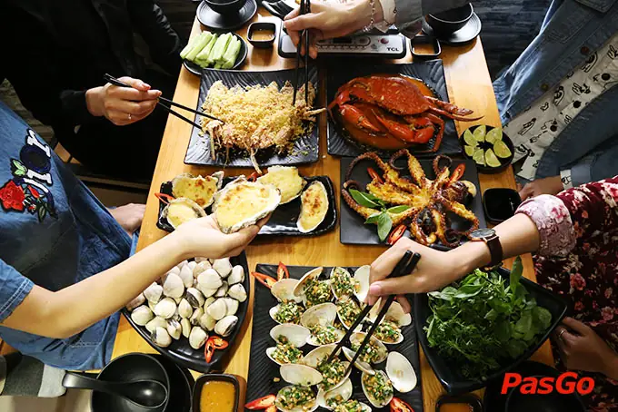 Hải Sản Tomato Nguyễn Thị Định: Địa Chỉ, Thực Đơn Và Đánh Giá Chi Tiết